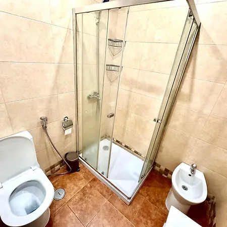 Private Arroios Near Metro And Access *