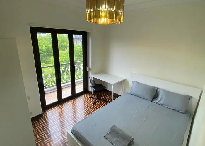 Private Arroios Near Metro And Access Homestay *
