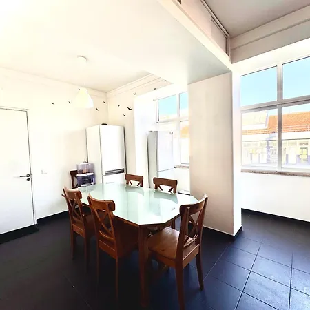 Private Arroios Near Metro And Access Quarto em Acomodações Particulares