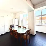 Central Lisbon Premium Balcony Room City View Kwatera prywatna